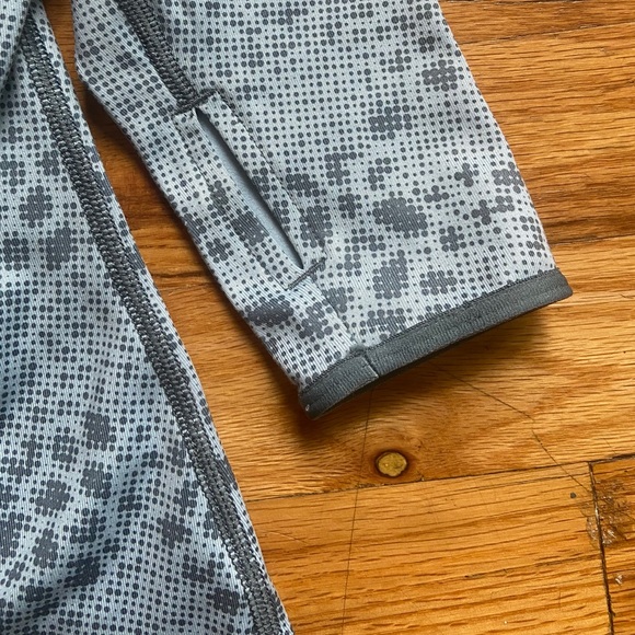 Women’s small Nike Pro DRI-FIT jacket - Picture 6 of 6